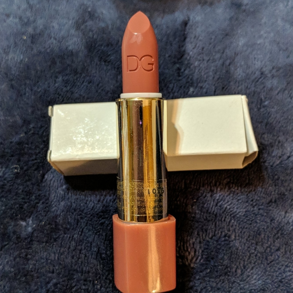 Dolce and Gabbana Lipstick 💄 Soft Shade #75